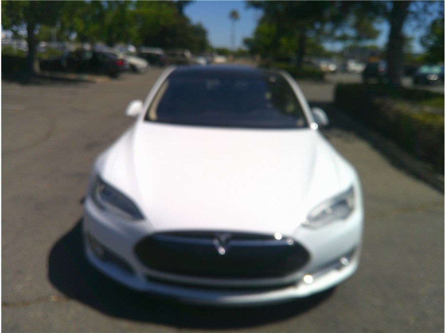 tesla model s 2015 5YJSA1H21FFP77265 image tesla model s 2015 5YJSA1H21FFP77265 image